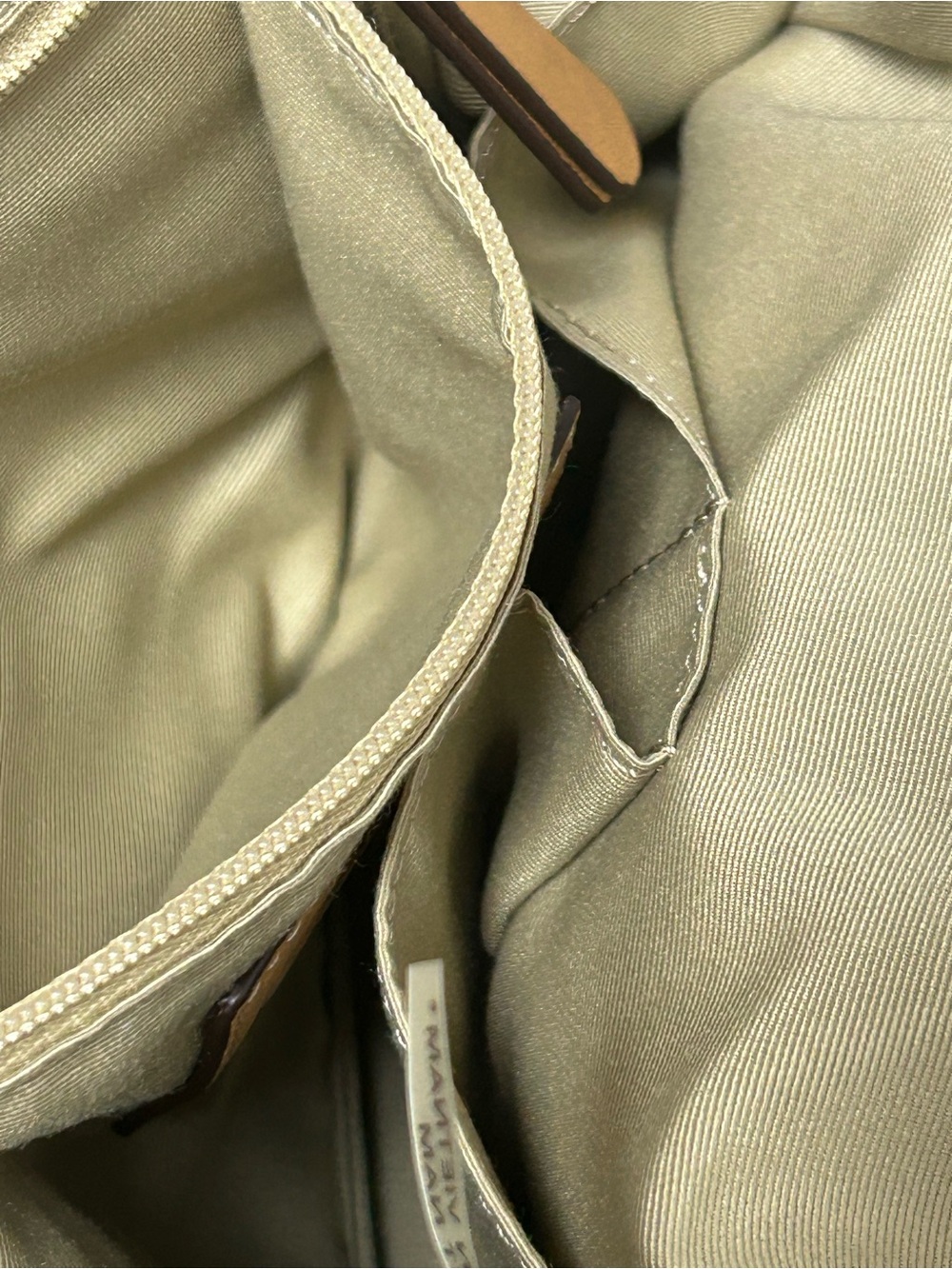 COACH Navy Leather Shoulder Strap w/ White & Tan Accents Approx 17 x 11 x 6 - Picture 15 of 17